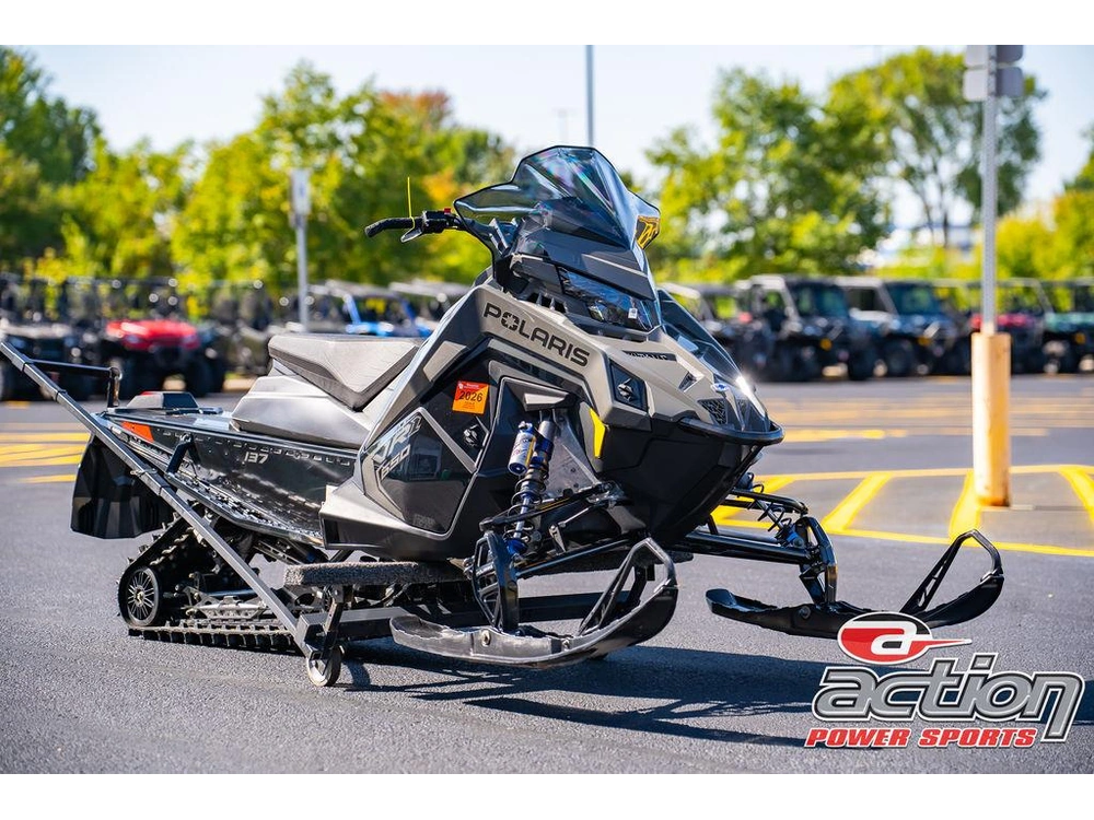 2025 Polaris Indy Vr1 137 650 alt