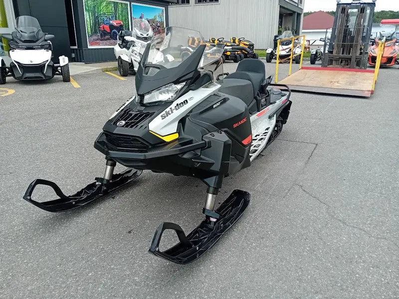 Ski-Doo SKANDIC SPORT 600EFI 2022