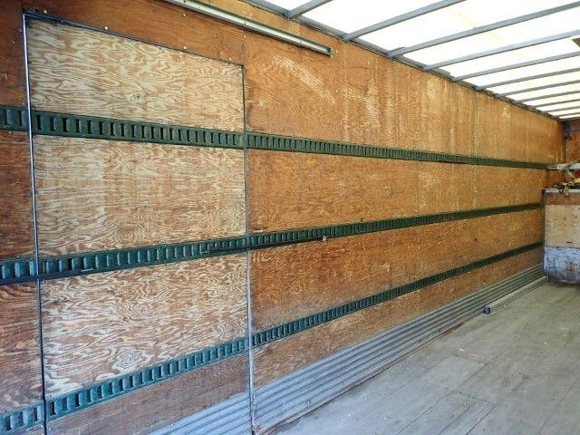 Freightliner M2106 2016