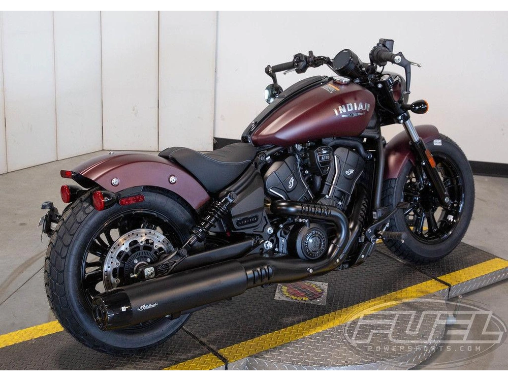 2026 Indian Motorcycle Scout® Bobber Limited +tech Maroon Metallic Smoke alt