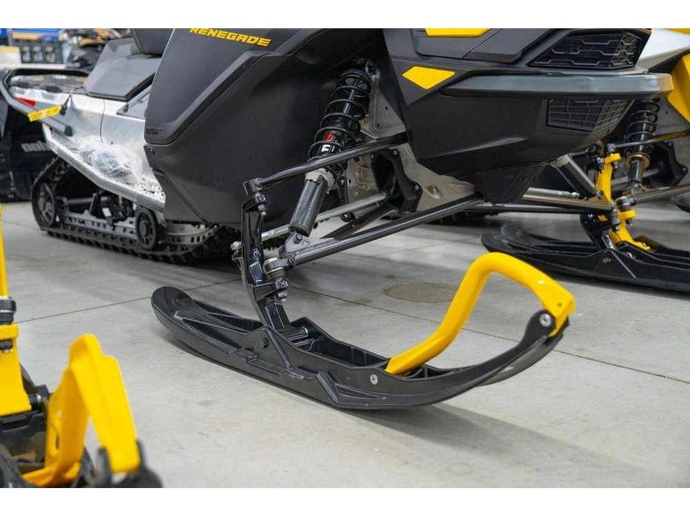 2024 Ski-doo Renegade® Sport Rotax® 600 Ace™ Ripsaw 1.25 alt