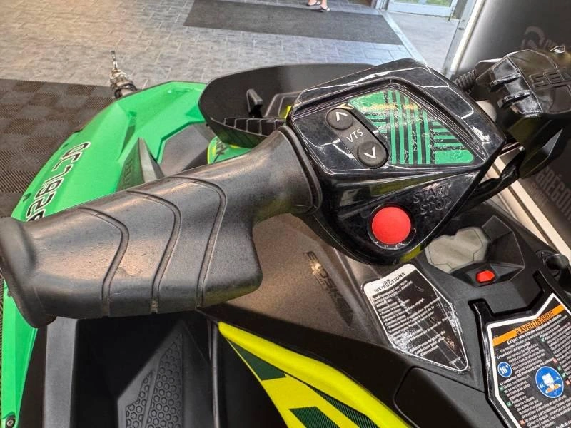 Sea-doo Spark Trixx 2up 2021 alt