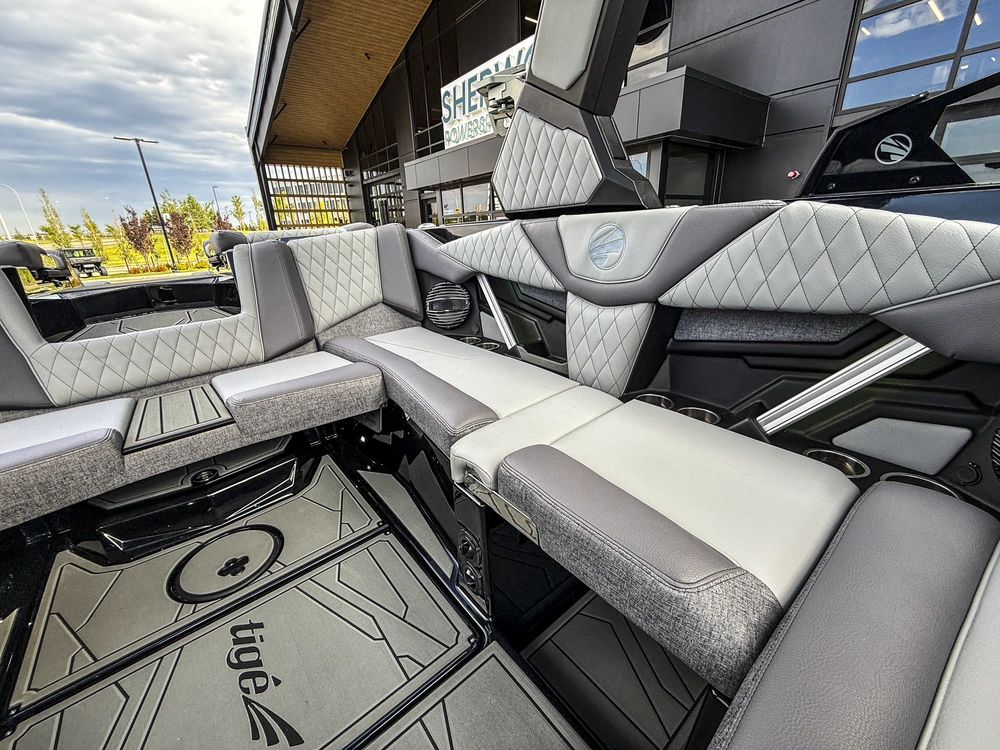2027 Tige Boats Z1 alt