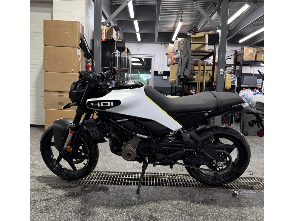 2024 Husqvarna Vitpilen 401 alt