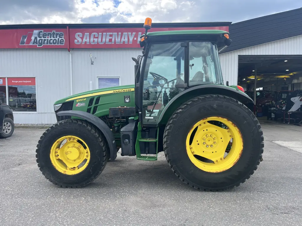 John Deere 5100M 2016