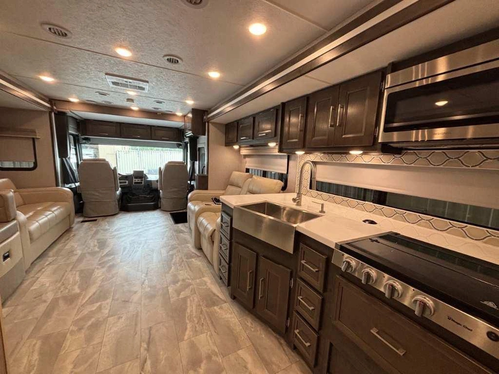Coachmen Encore 355ds 2023 alt
