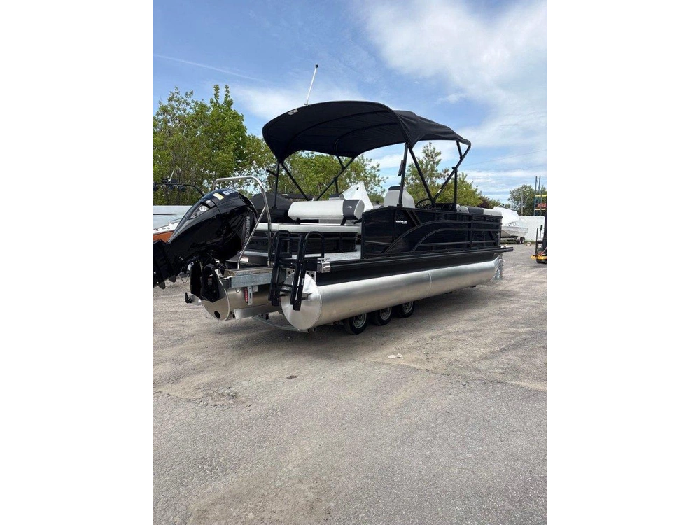 Bennington Marine 22 S-one Swingback 2026 alt