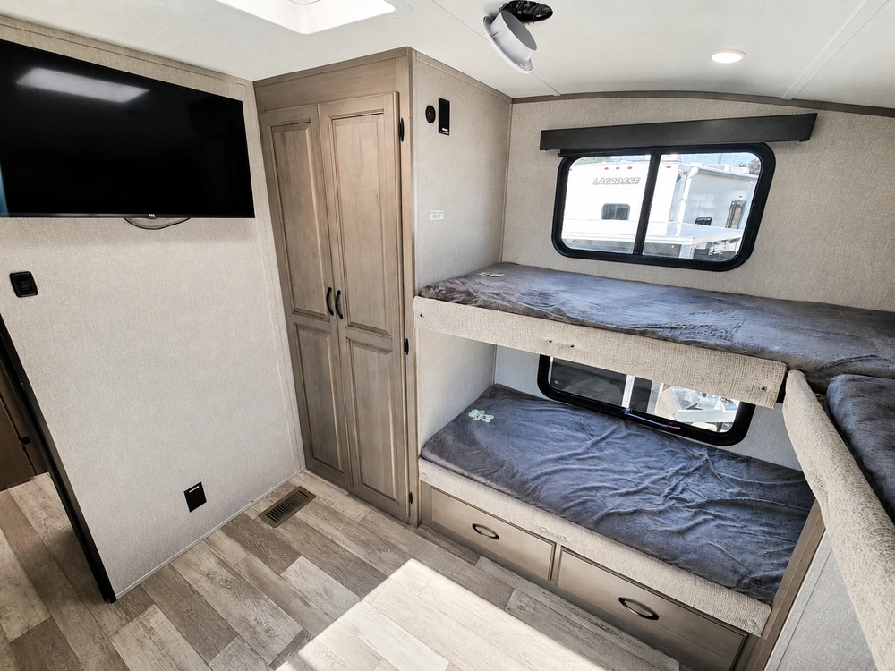 2023 Coachmen Chaparral X Edition 355fbx alt