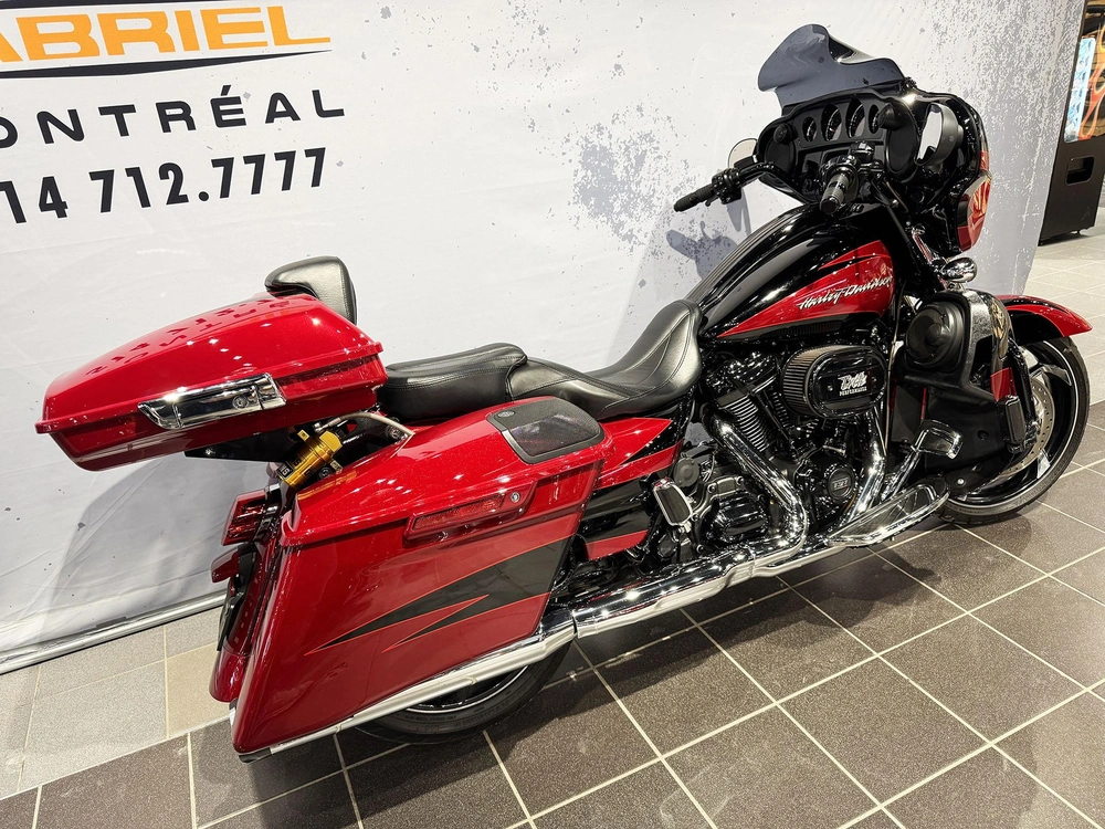Harley-davidson Cvo Street Glide Flhxse 2017 alt