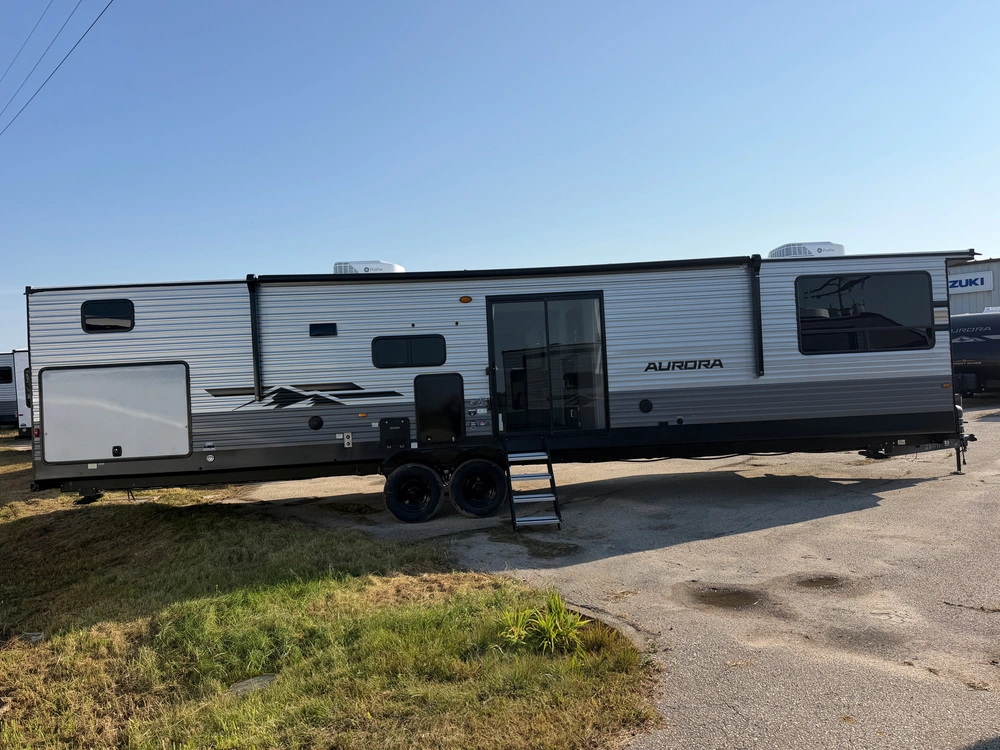 2026 Forest River Aurora 40bhts alt