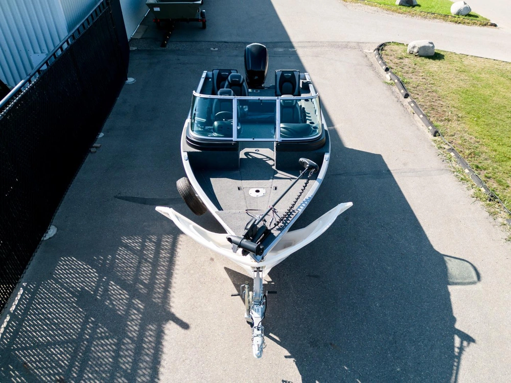 2019 Lund 1775 Adventure alt
