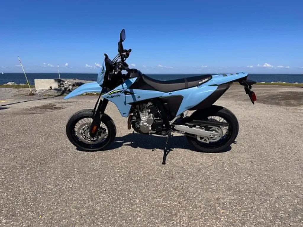 Suzuki DR-Z4SM 2026
