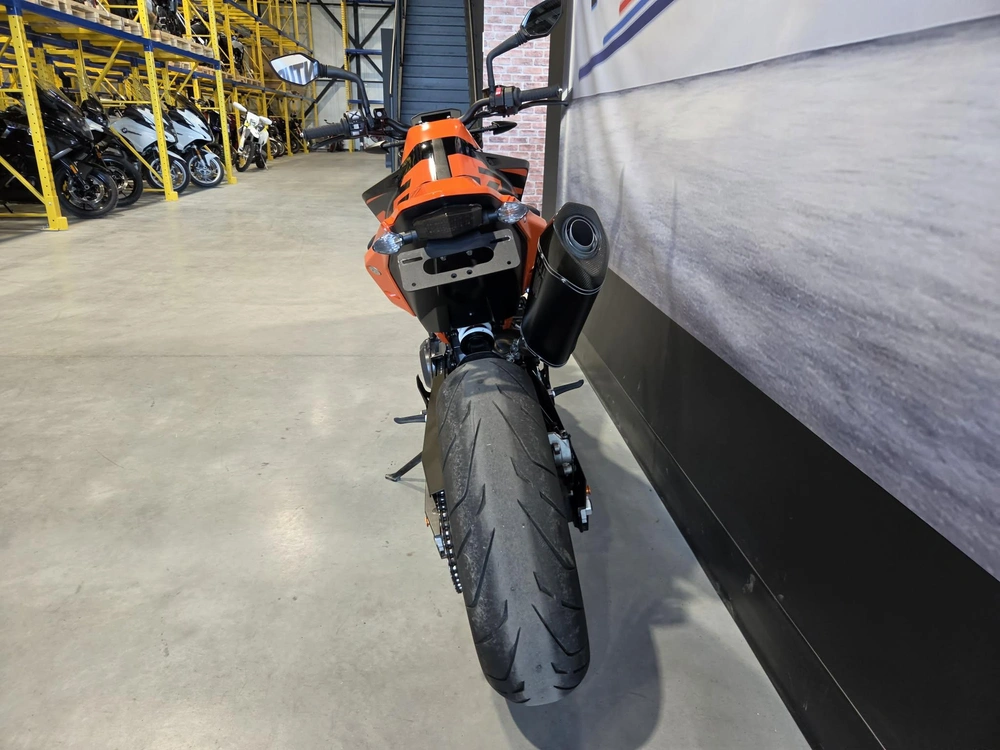 Ktm Duke 890 Gp 2022 alt