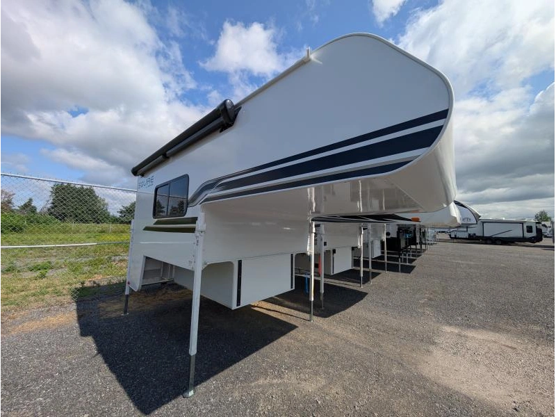 Lance Camper Lance Sq825 2026 alt