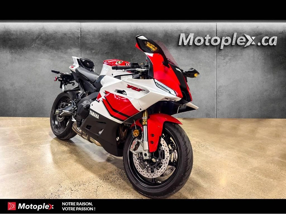 2026 Yamaha R9 70iem Anniversaire *336 Km* alt