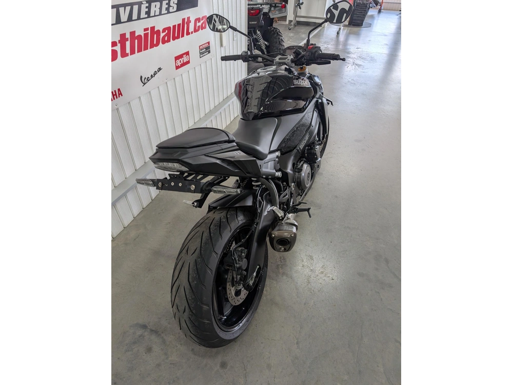 Suzuki Gsx-s1000 2023 alt
