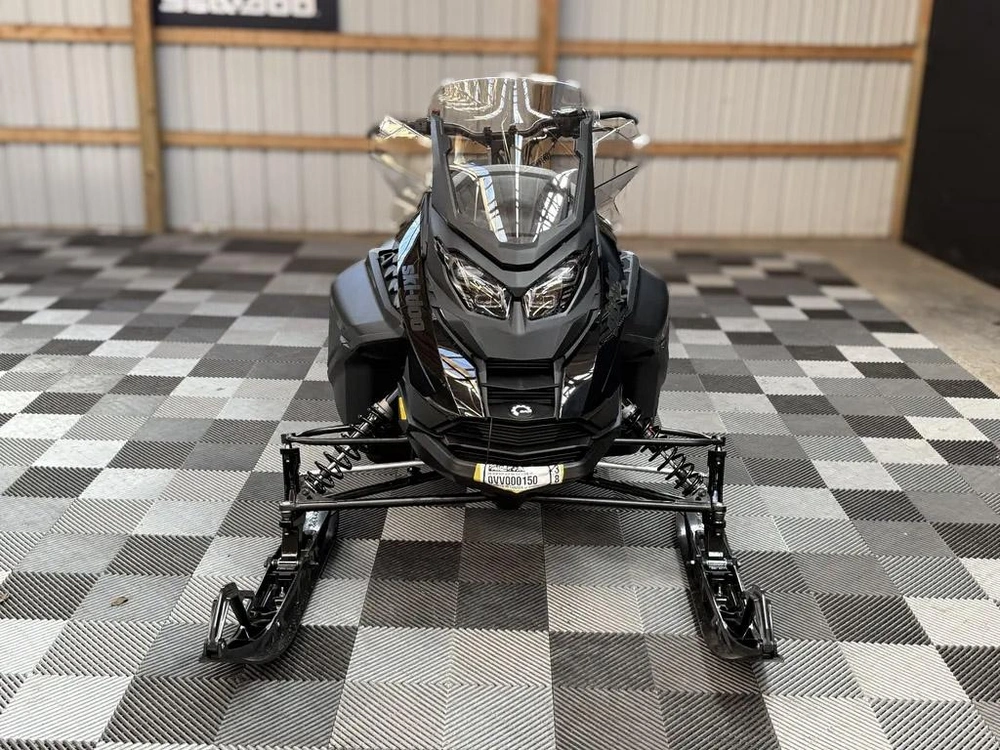 2027 Ski-doo Renegade Adrenaline 900 Ace Turbo R alt