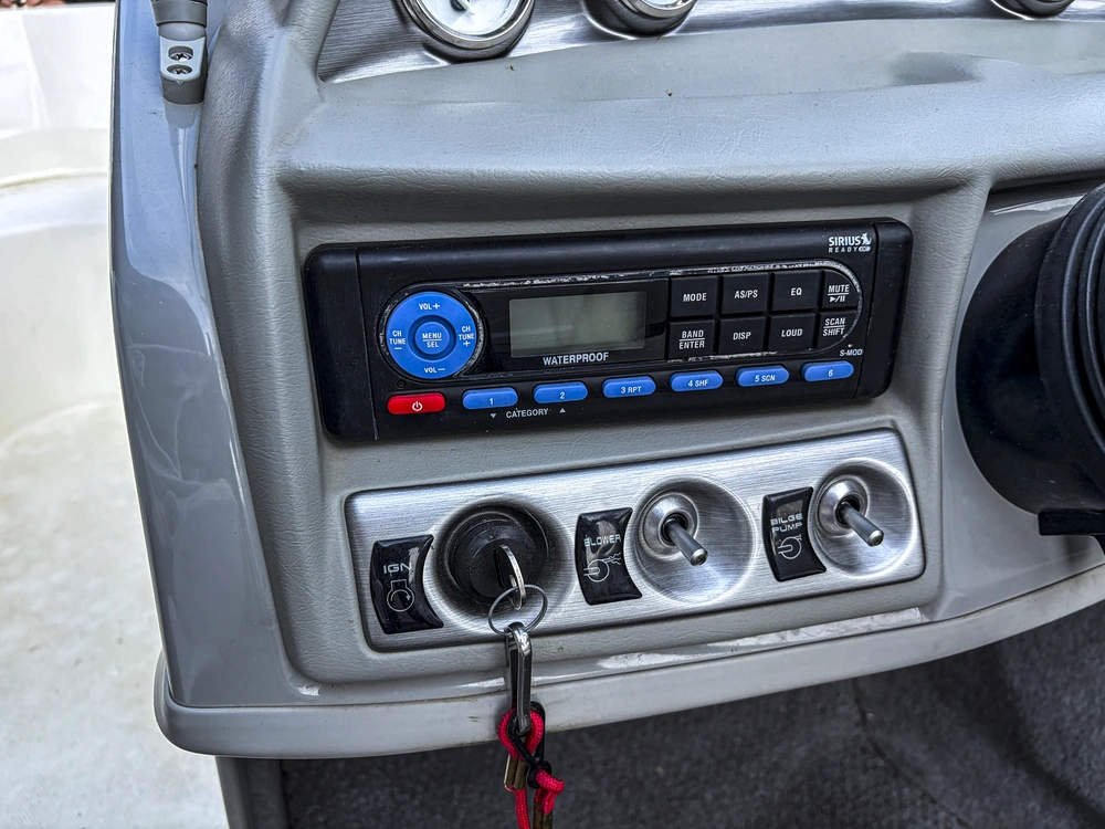 2010 Bayliner 185 alt