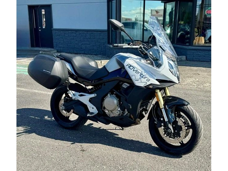 2023 Cfmoto Adventura 650 alt