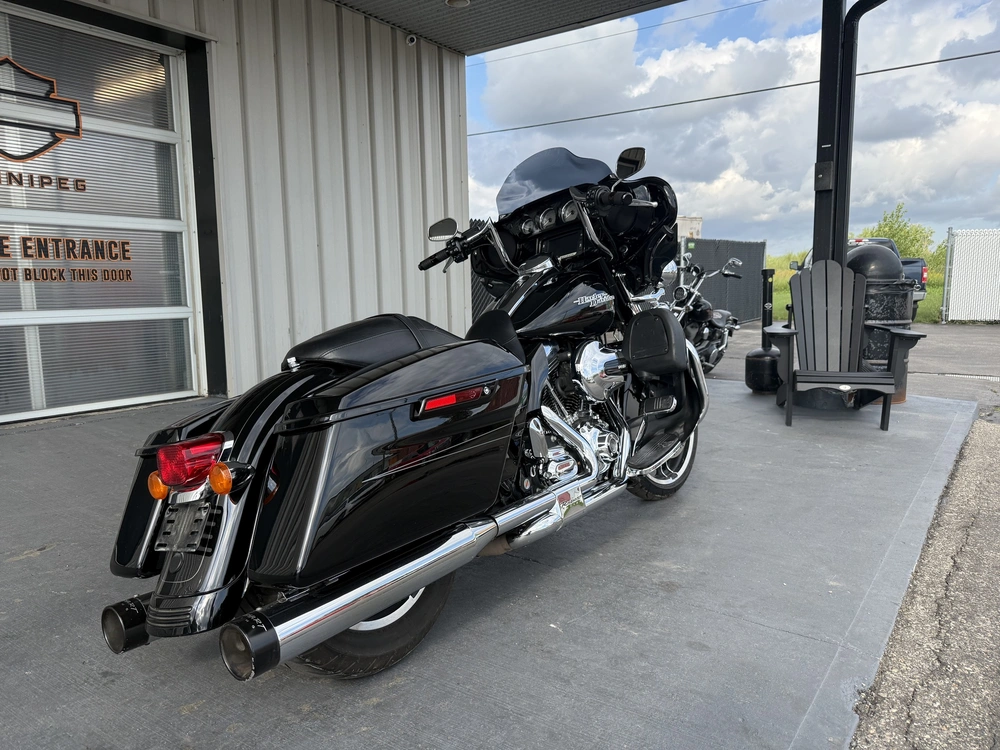 2016 Harley-davidson Street Glide Special alt