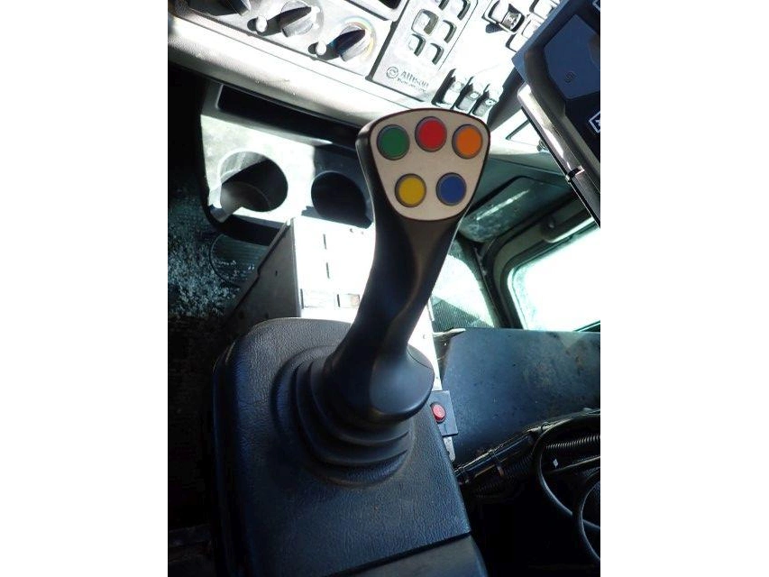 Peterbilt 348 2018