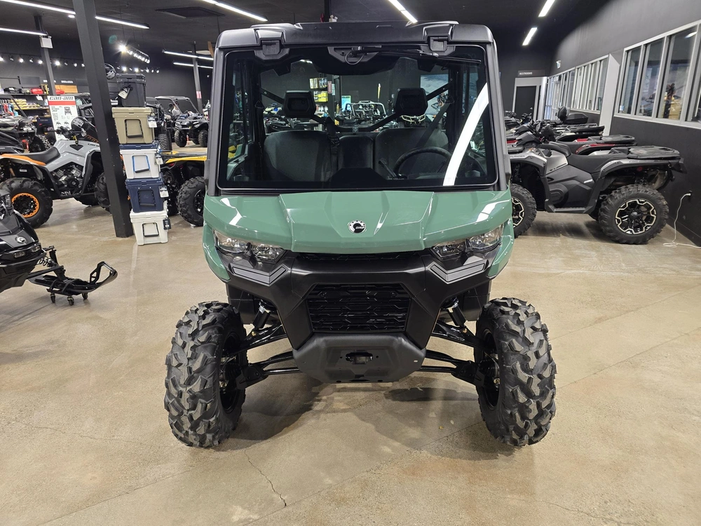2026 Brp Defender Cab Hd10 alt