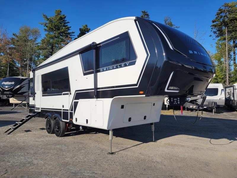 2026 Brinkley Model Z Z2670 alt
