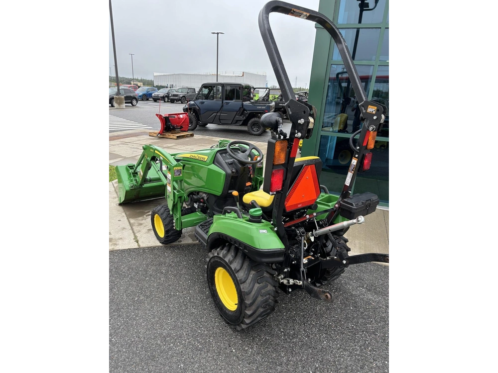 John Deere 1023e 2018 alt