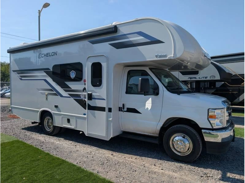 Thor Motor Coach Echelon Lz22 2027 alt