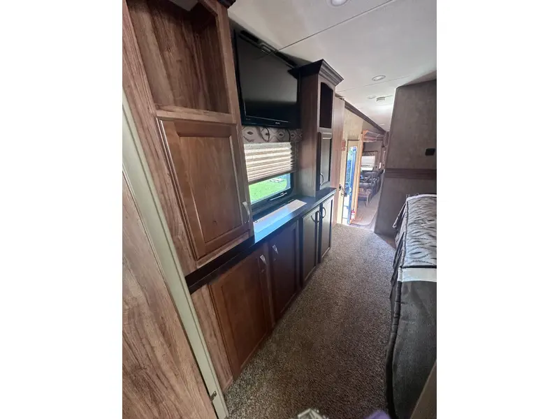 2015 Other KZ DURANGO 370FB