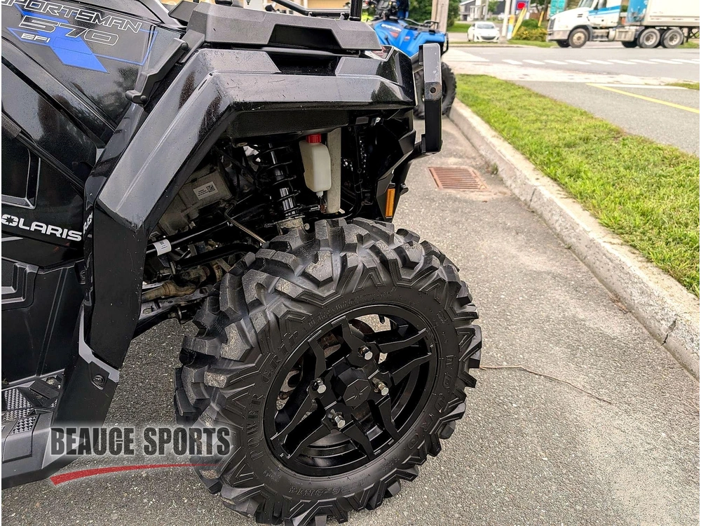 2022 Polaris Sportsman 570 Trail - Onyx Black Vtt Sentier Chasse Bois Polyvalent Fiable Faible Km Équipé Coffre Poignées Chauffantes Prêt À Partir Duo Outlander Kodiak Rancher Kingquad alt