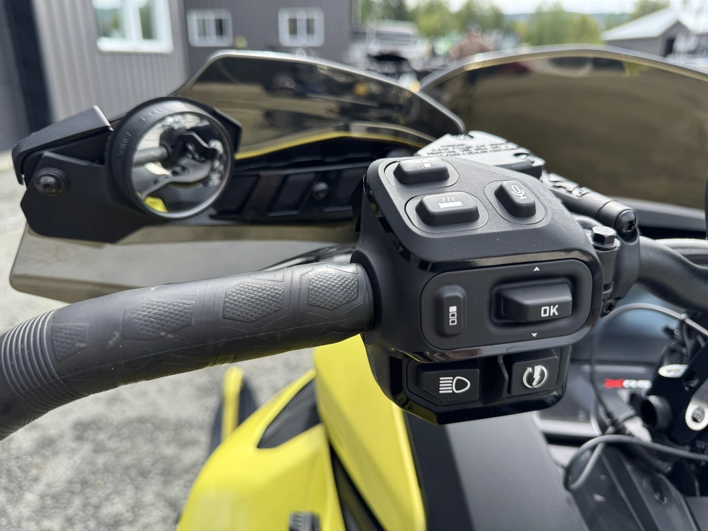 2025 Ski-doo Backcountry Xrs 850 E-tec 146'' Touchscreen 10,25’’ alt