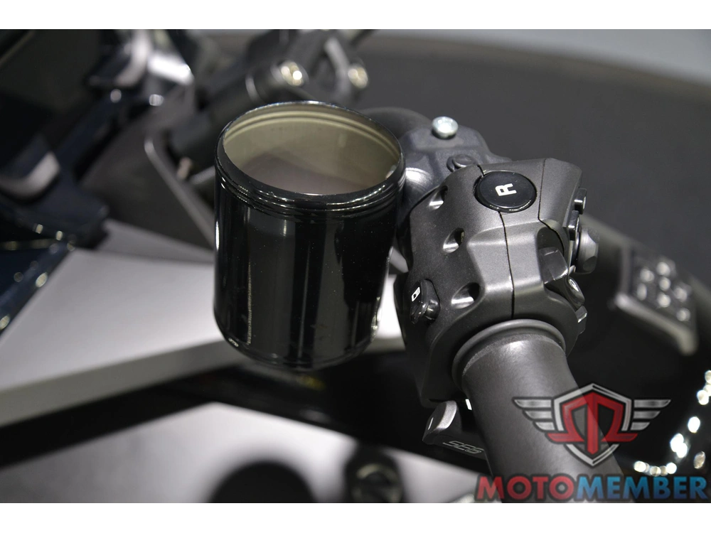 2022 Can-am Spyder F3 Limited Dark Wheels alt