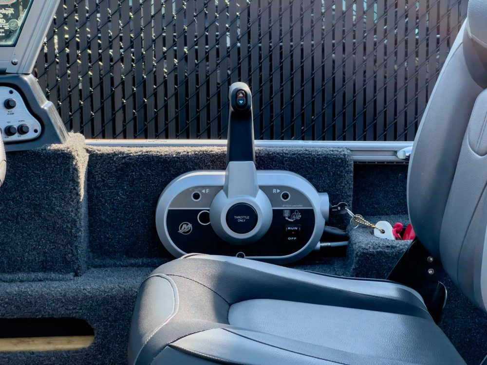 2019 Lund 1775 Adventure alt