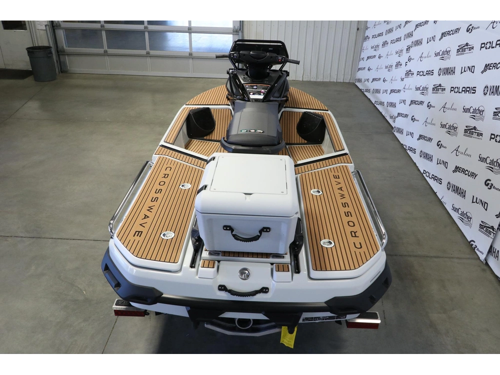 2026 Yamaha Crosswave alt