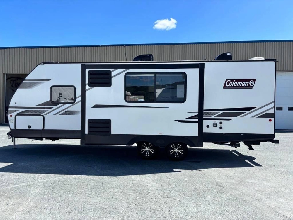 Dutchmen Coleman Light 2455bh 2022 alt