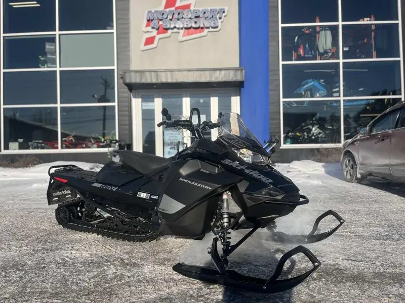 2020 Bombardier BACK COUNTRY 146