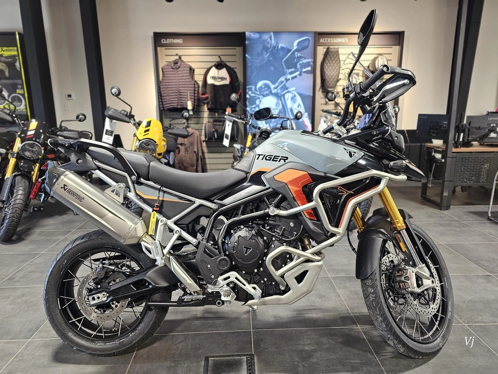 2026 Triumph Tiger 900 Rally Pro Desert Edition alt
