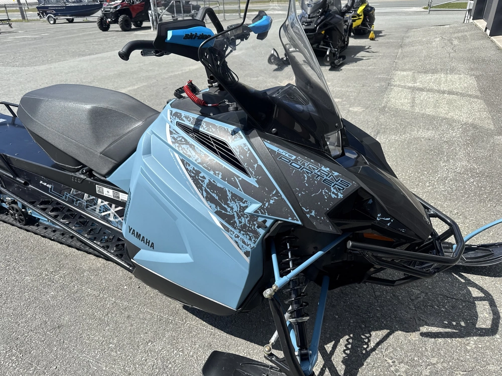 2023 Yamaha Transporter Lite 400 alt