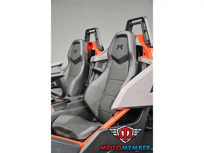 2026 Slingshot R Manual alt