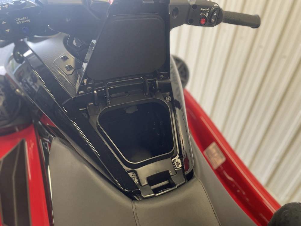 2026 Yamaha Fx Cruiser Ho Torch Red/white alt