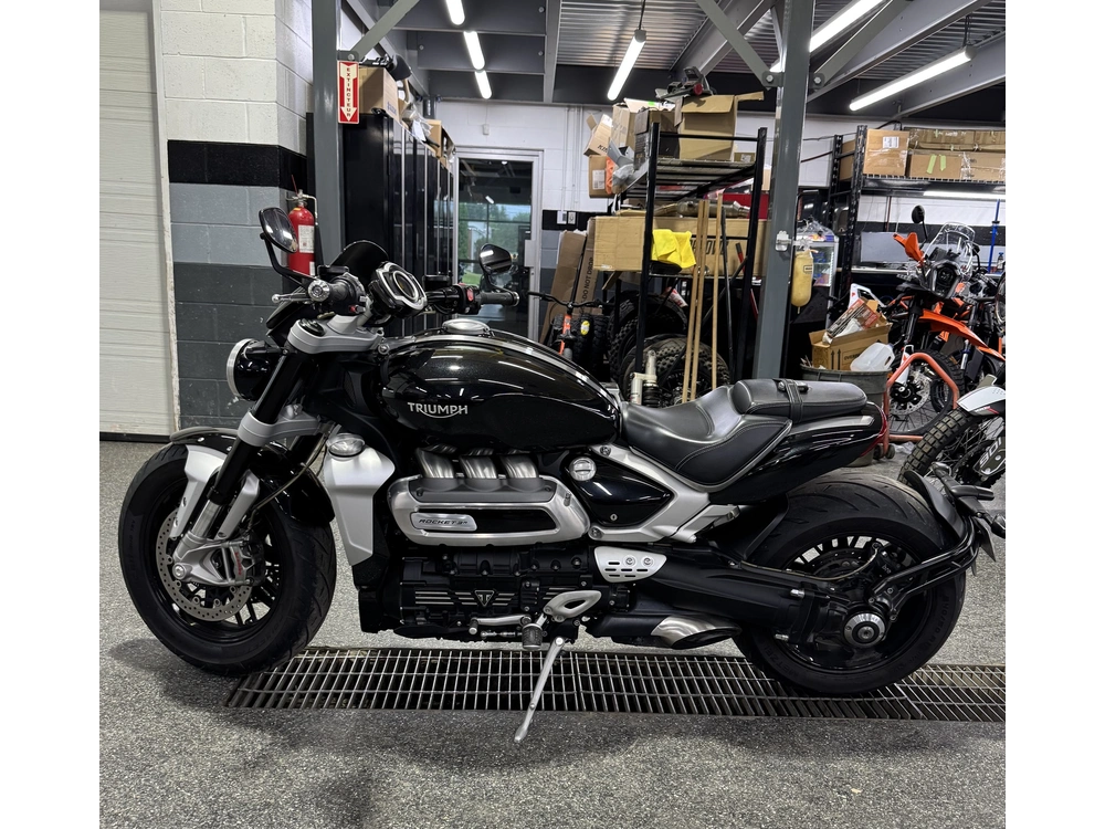 Triumph Rocket 3 R 2020 alt