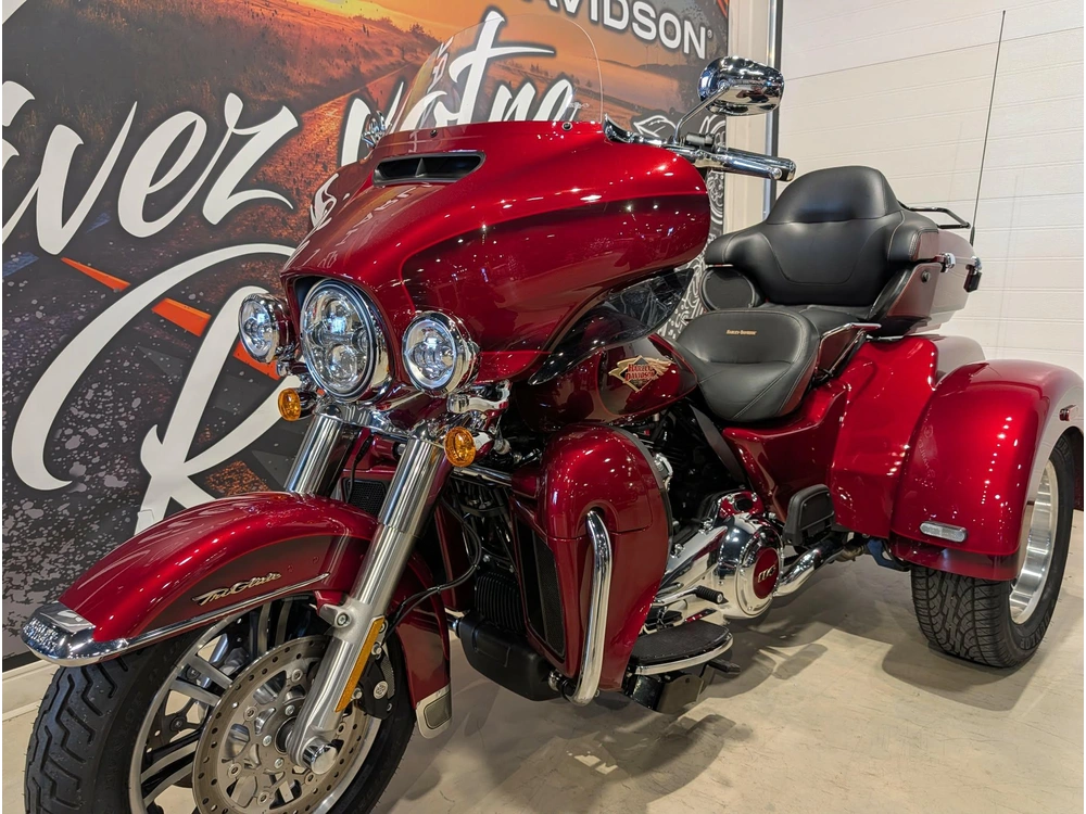 Harley-davidson Triglide Ultra Flhtcutg 2023 alt