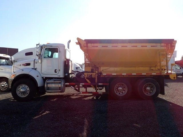 Peterbilt 348 2018