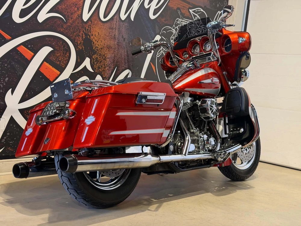 Harley-davidson Flhtcuse Cvo 2008 alt
