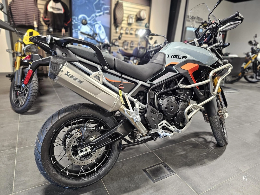2026 Triumph Tiger 900 Rally Pro Desert Edition alt