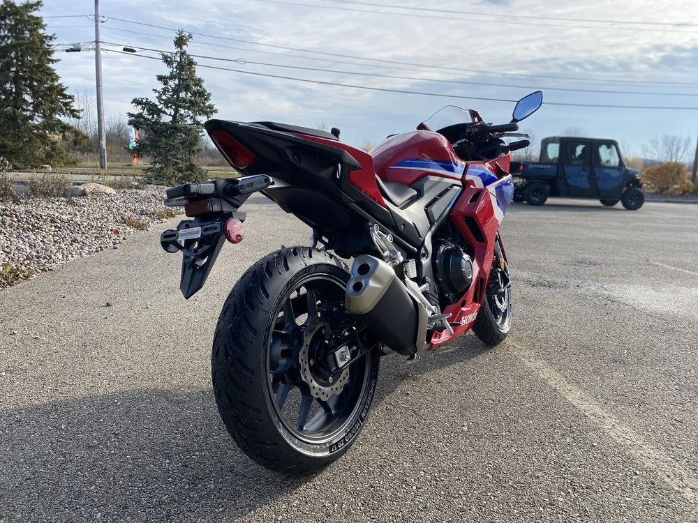 2026 Honda Cbr500r alt