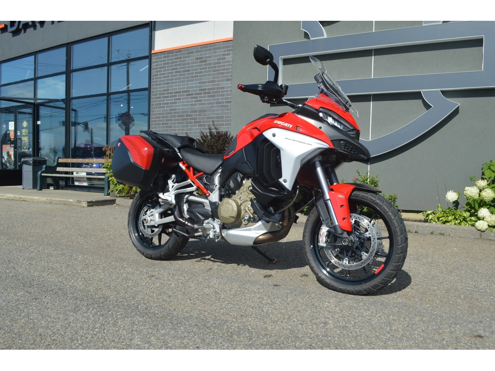 2023 Ducati Multistrada alt