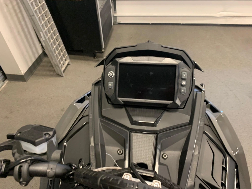 2025 Polaris Patriot 9r Rmk Khaos 155 alt