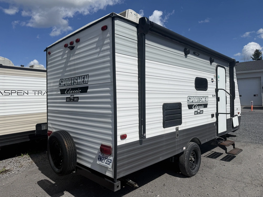 Kz-rv Sportsmen Classic 181bh 2022 alt
